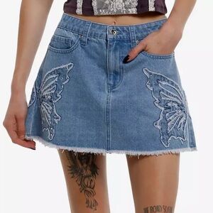 NWT Hot Topic Women’s Indigo Low Rise Denim Mini Skirt w/Butterfly Size MED